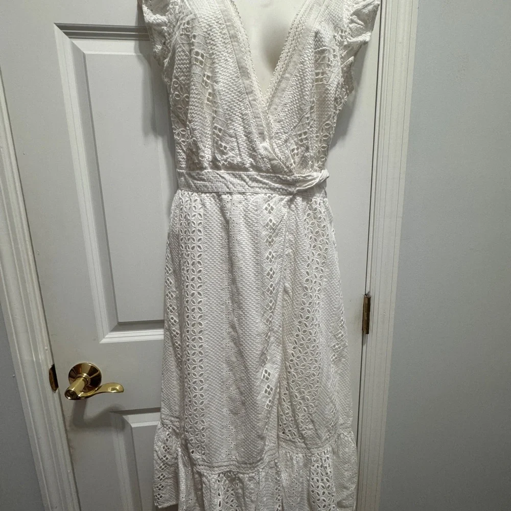 J.crew size 4 eyelet wrap dress